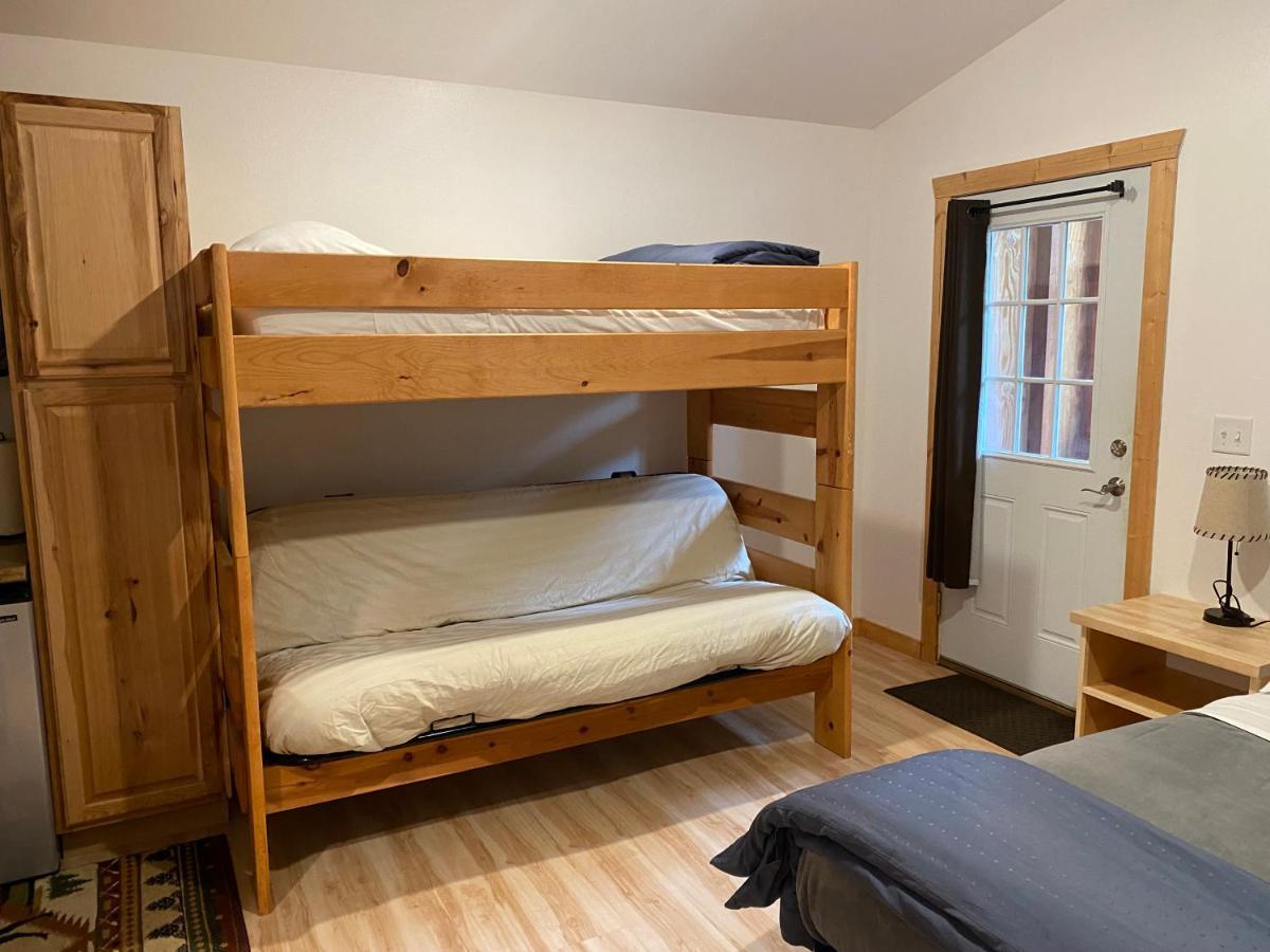 Talkeetna Wilderness Lodge & Cabin Rentals Sunshine 외부 사진