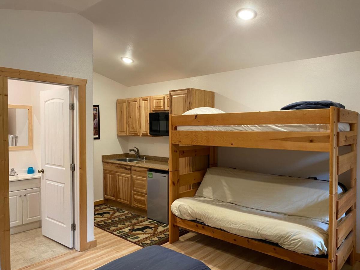 Talkeetna Wilderness Lodge & Cabin Rentals Sunshine 외부 사진