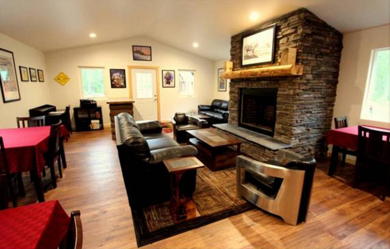 Talkeetna Wilderness Lodge & Cabin Rentals Sunshine 외부 사진