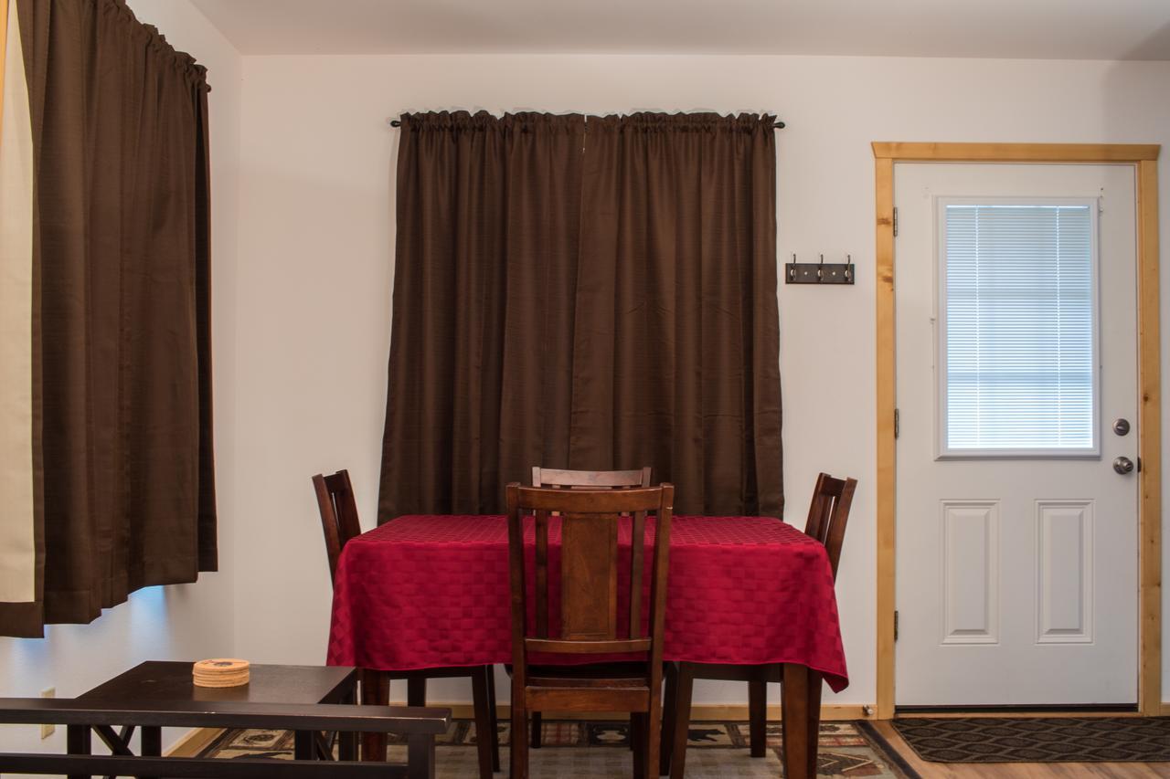 Talkeetna Wilderness Lodge & Cabin Rentals Sunshine 외부 사진